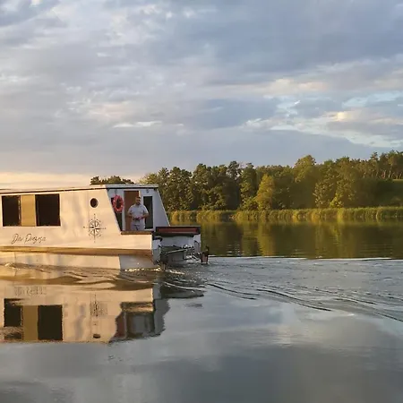 Ostoja Skarlin Villa